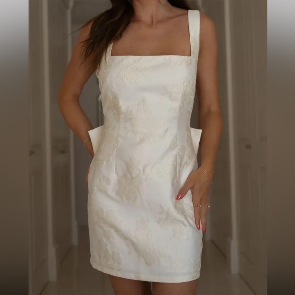 Square-Neck White Jacquard Mini Dress